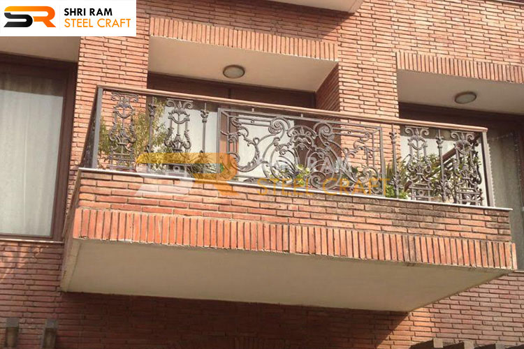 wrought iron balcony railings designs